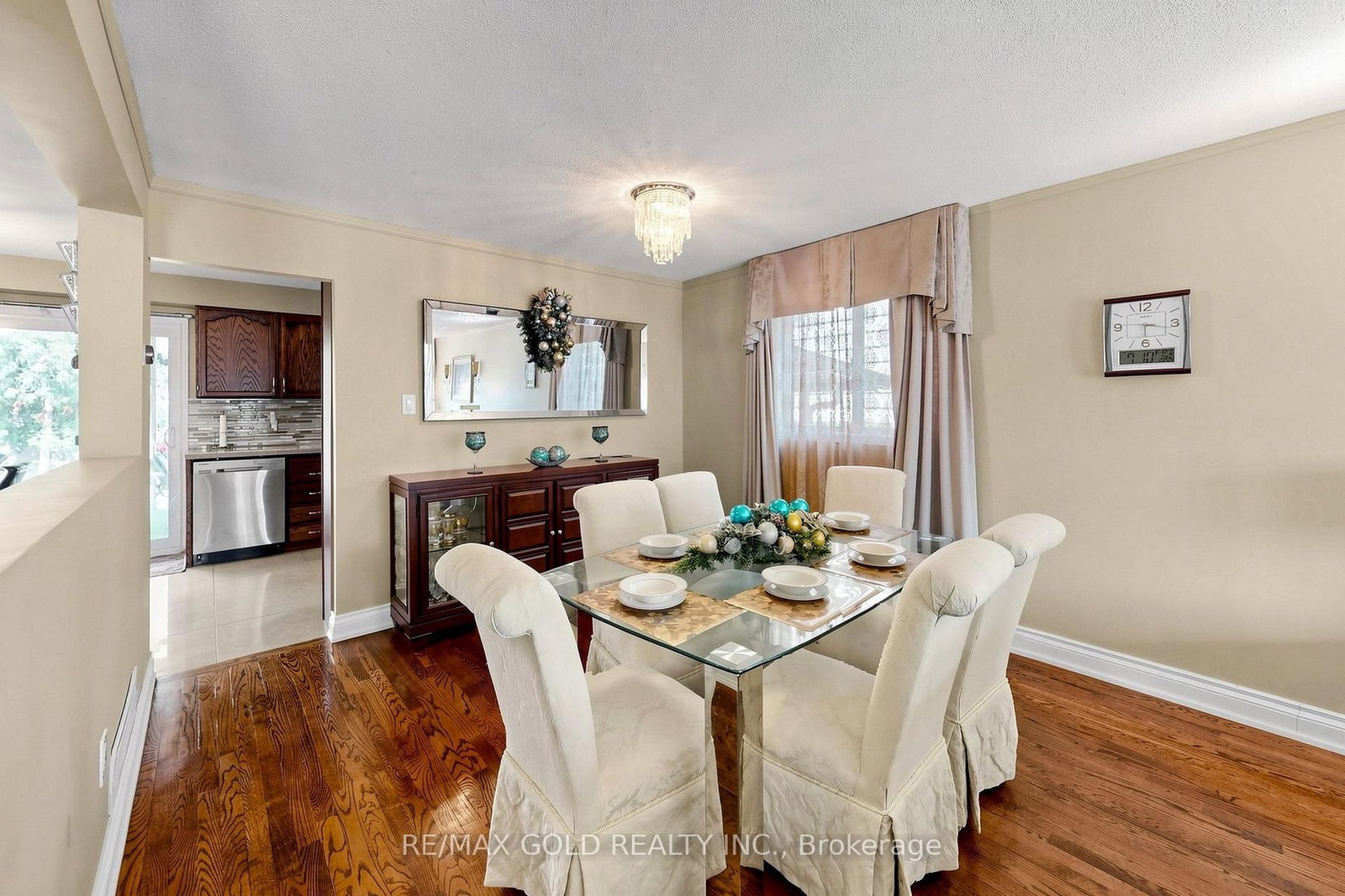 76 Charters Brampton,ON L6V 2S5 — Photo 10