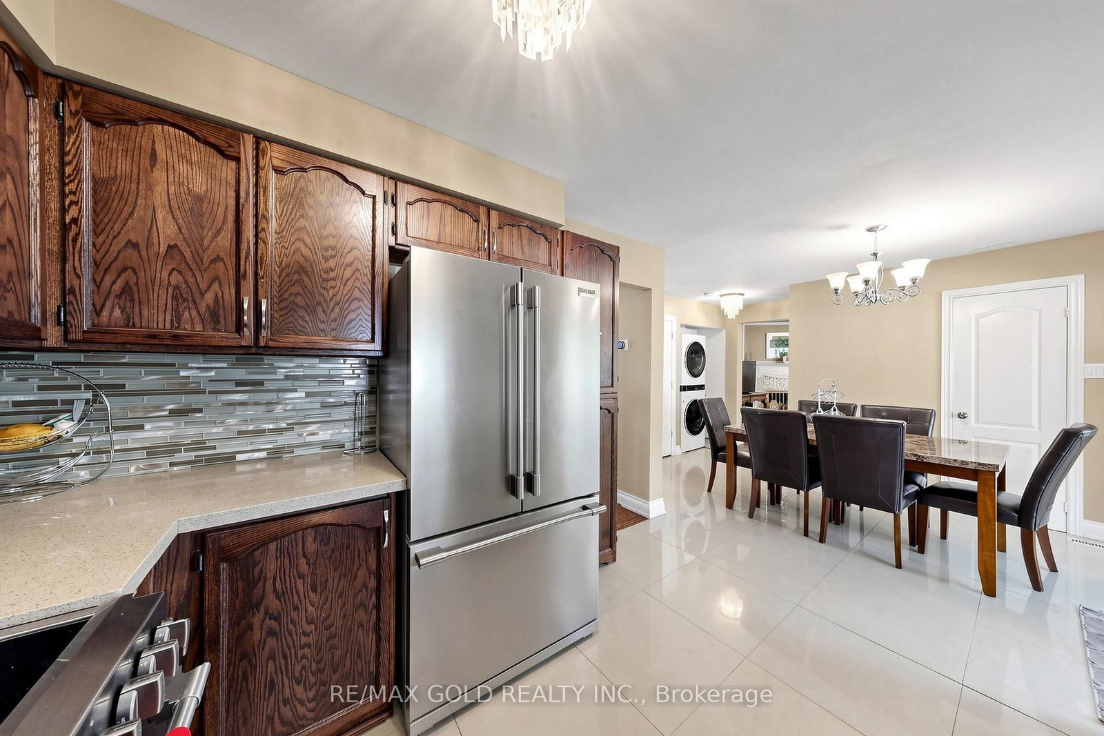 76 Charters Brampton,ON L6V 2S5 — Photo 13