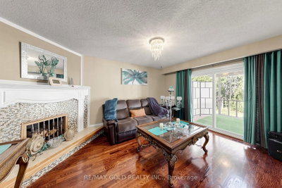76 Charters Brampton,ON L6V 2S5 — Photo 17