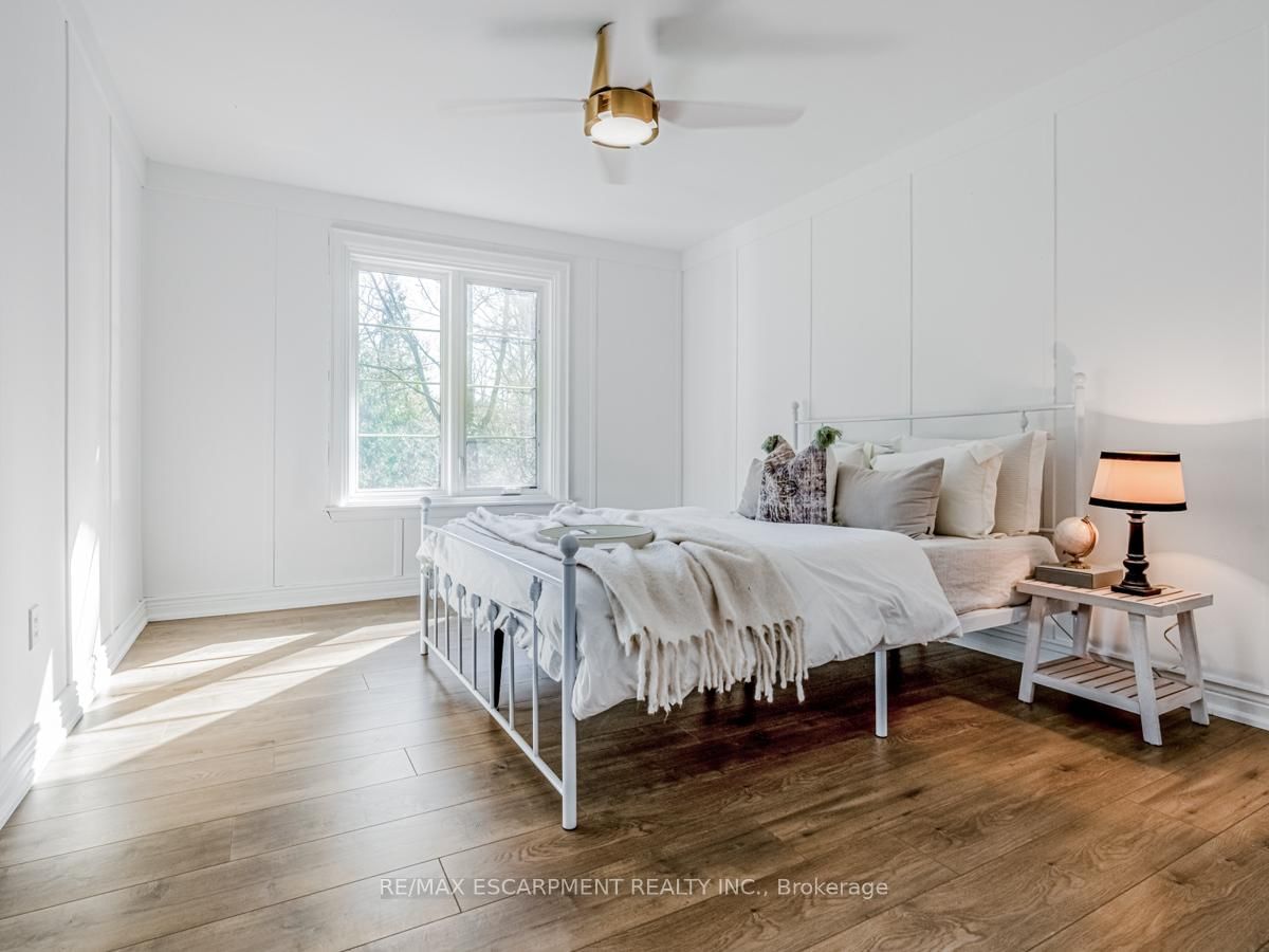 804 Shadeland Avenue • Burlington, ON photo 20