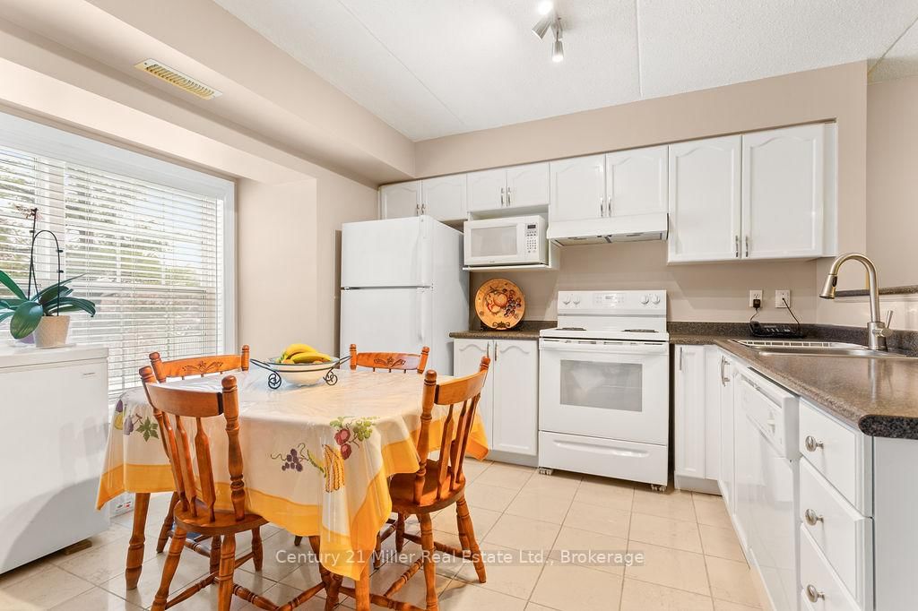 1450 Bishops Gate • #111 • Oakville, ON photo 16
