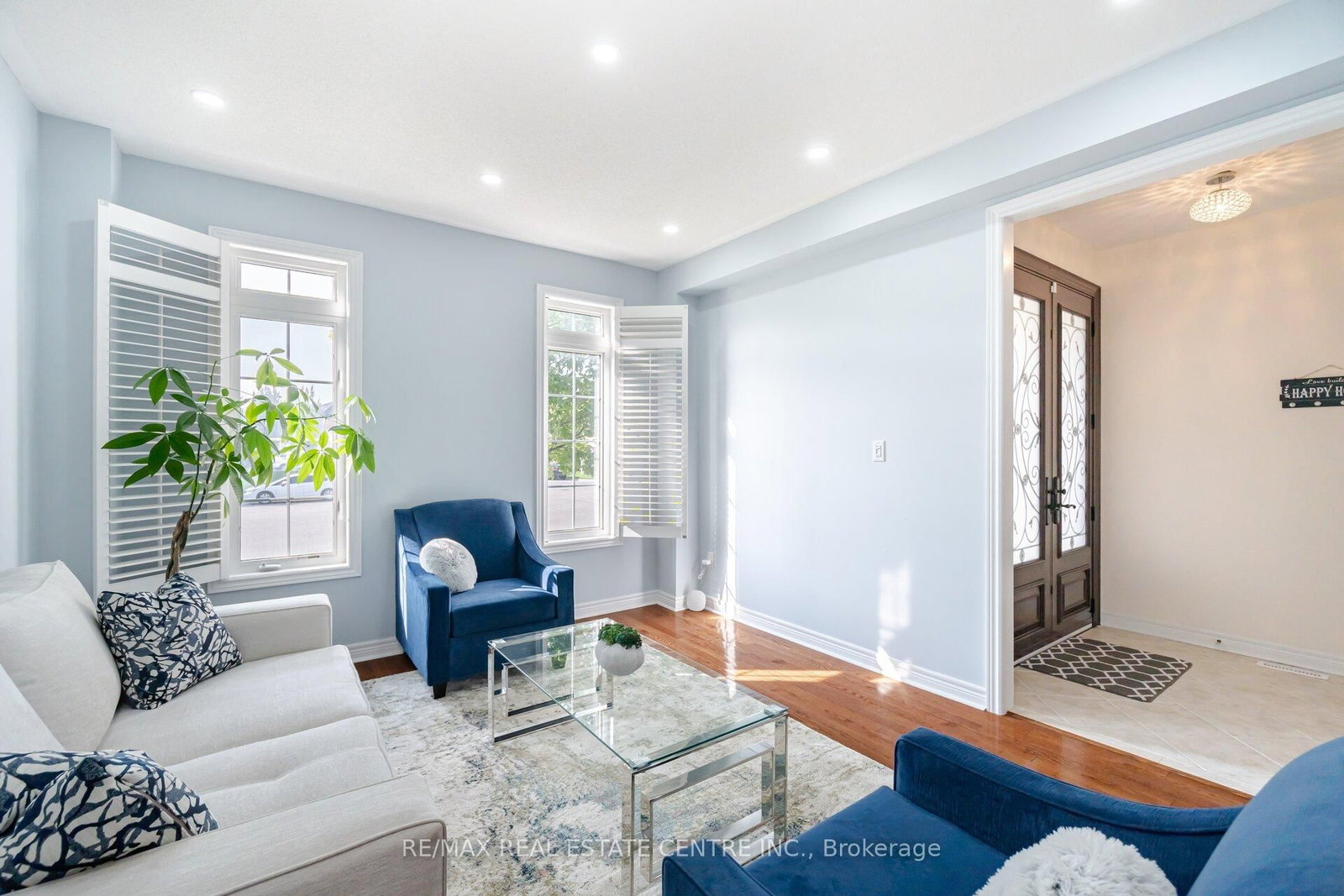 7 Prince Edward Boulevard • Brampton, ON photo 6