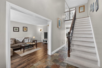70 Hunter Road • Orangeville, ON photo 5