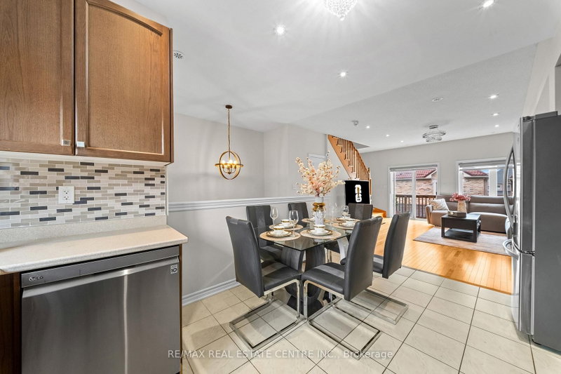 34 Aspen Hills Brampton,ON L6Y 6E4 — Photo 16
