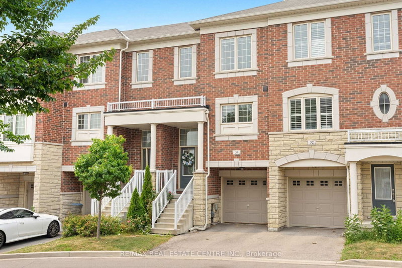 34 Aspen Hills Road