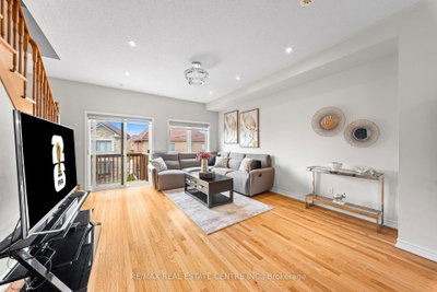 34 Aspen Hills Road • Brampton, ON photo 6