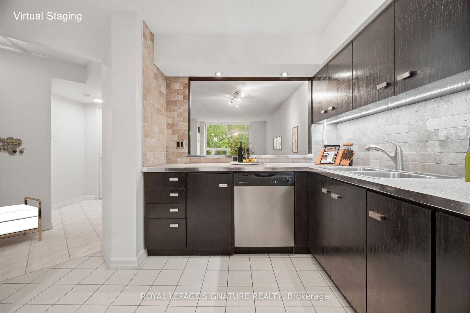 1485 Lakeshore Road E • #411 • Mississauga, ON photo 15