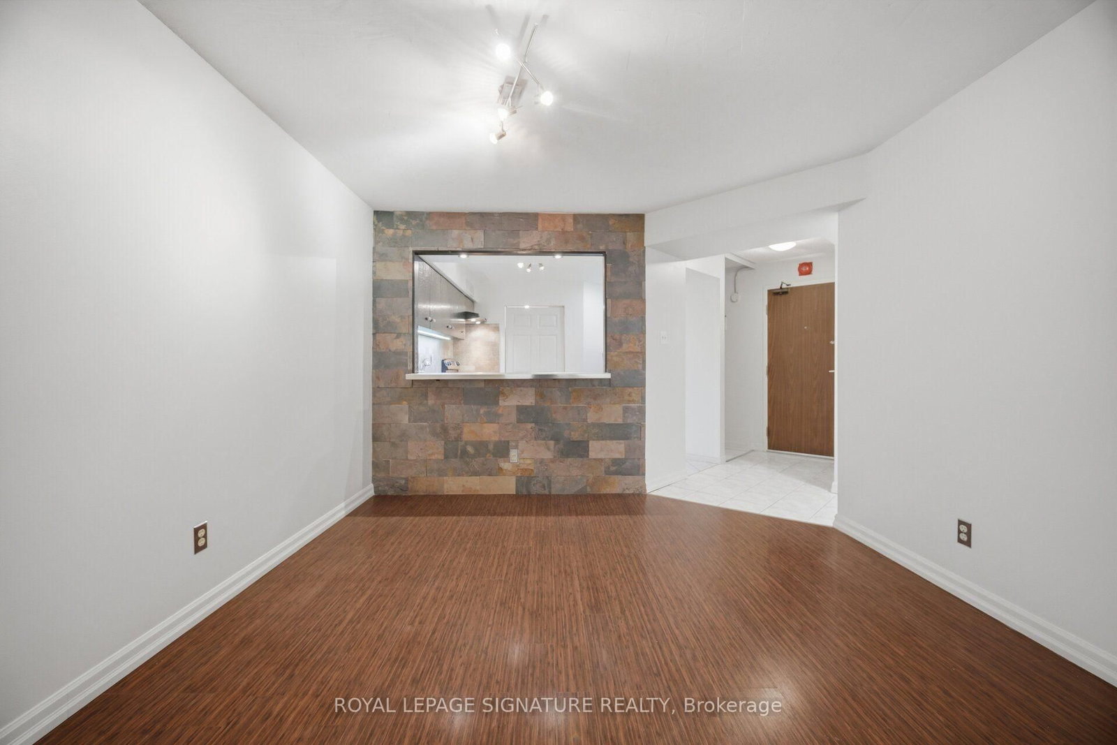 1485 Lakeshore Road E • #411 • Mississauga, ON photo 23