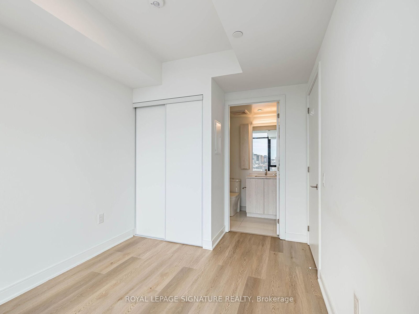 86 Dundas Mississauga,ON L5A 1W4 — Photo 27