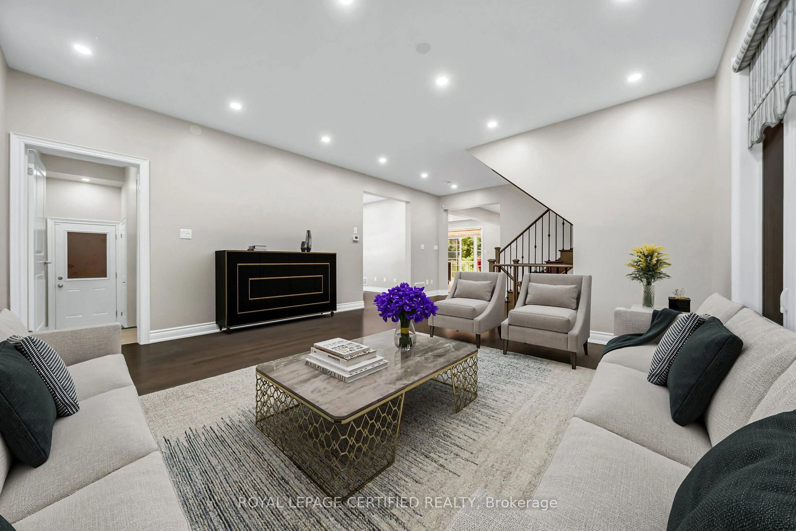 18 Vineyard Drive • Brampton, ON photo 10