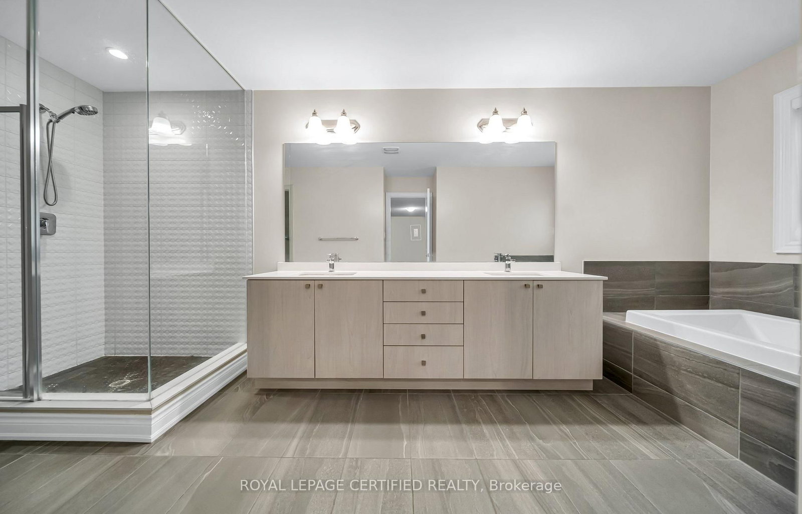 18 Vineyard Drive • Brampton, ON photo 24