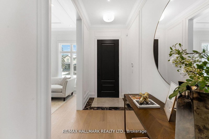 Main & 2nd Floor - 42 Agar Crescent