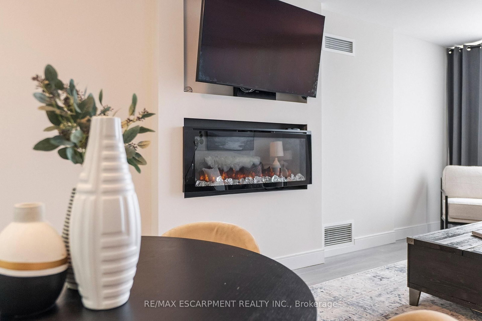 1155 Bough Beeches Boulevard • #406 • Mississauga, ON photo 10