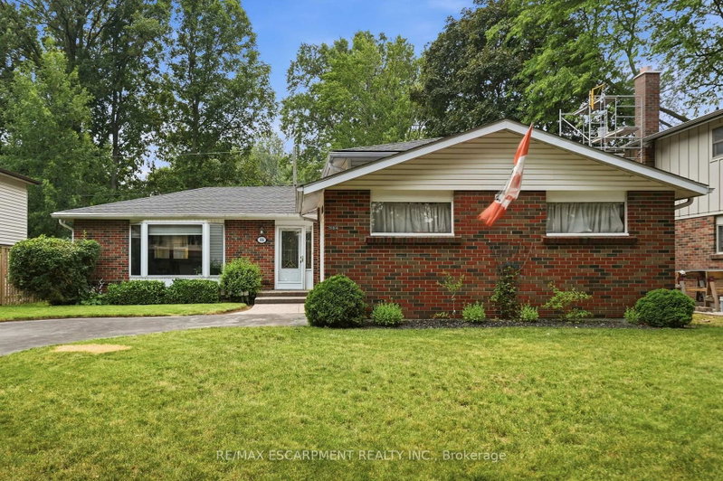 504 KENMARR Crescent