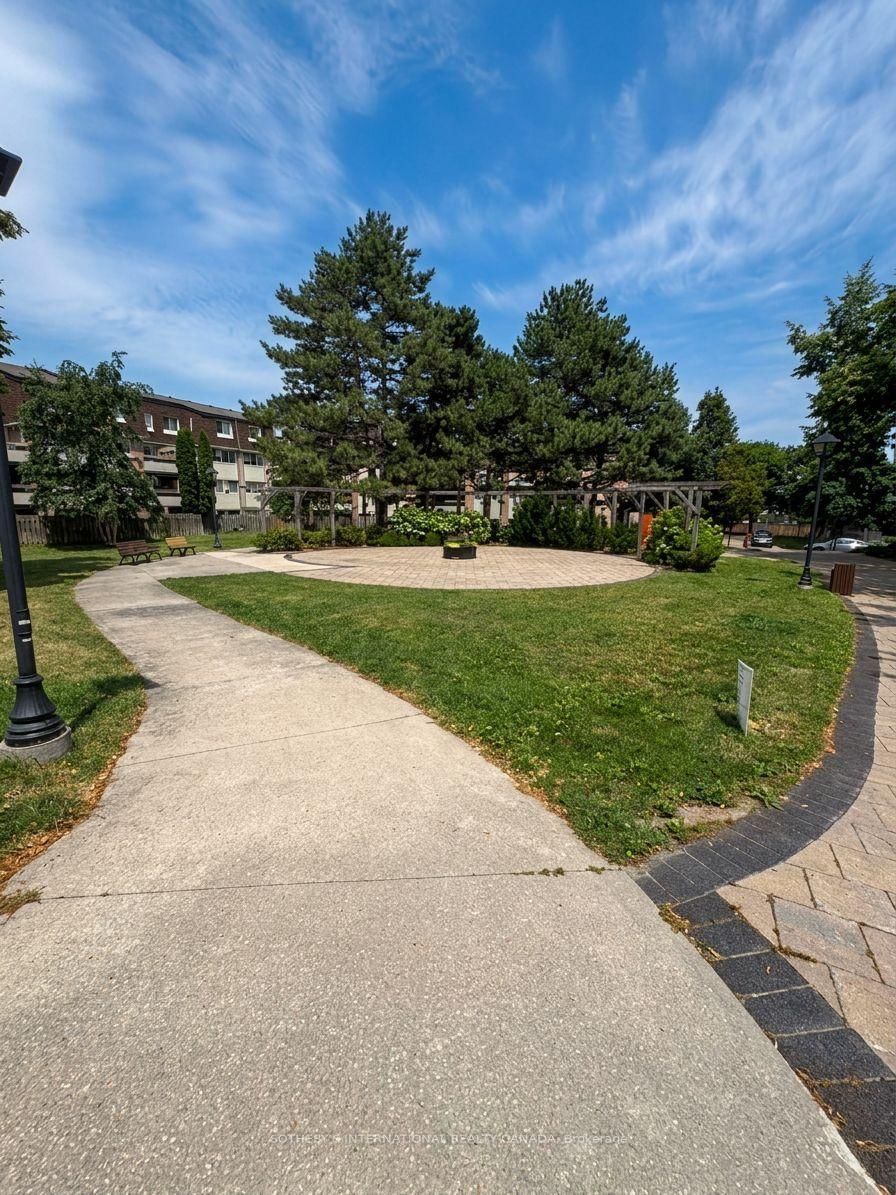 2170 Bromsgrove Road • #184 • Mississauga, ON photo 13