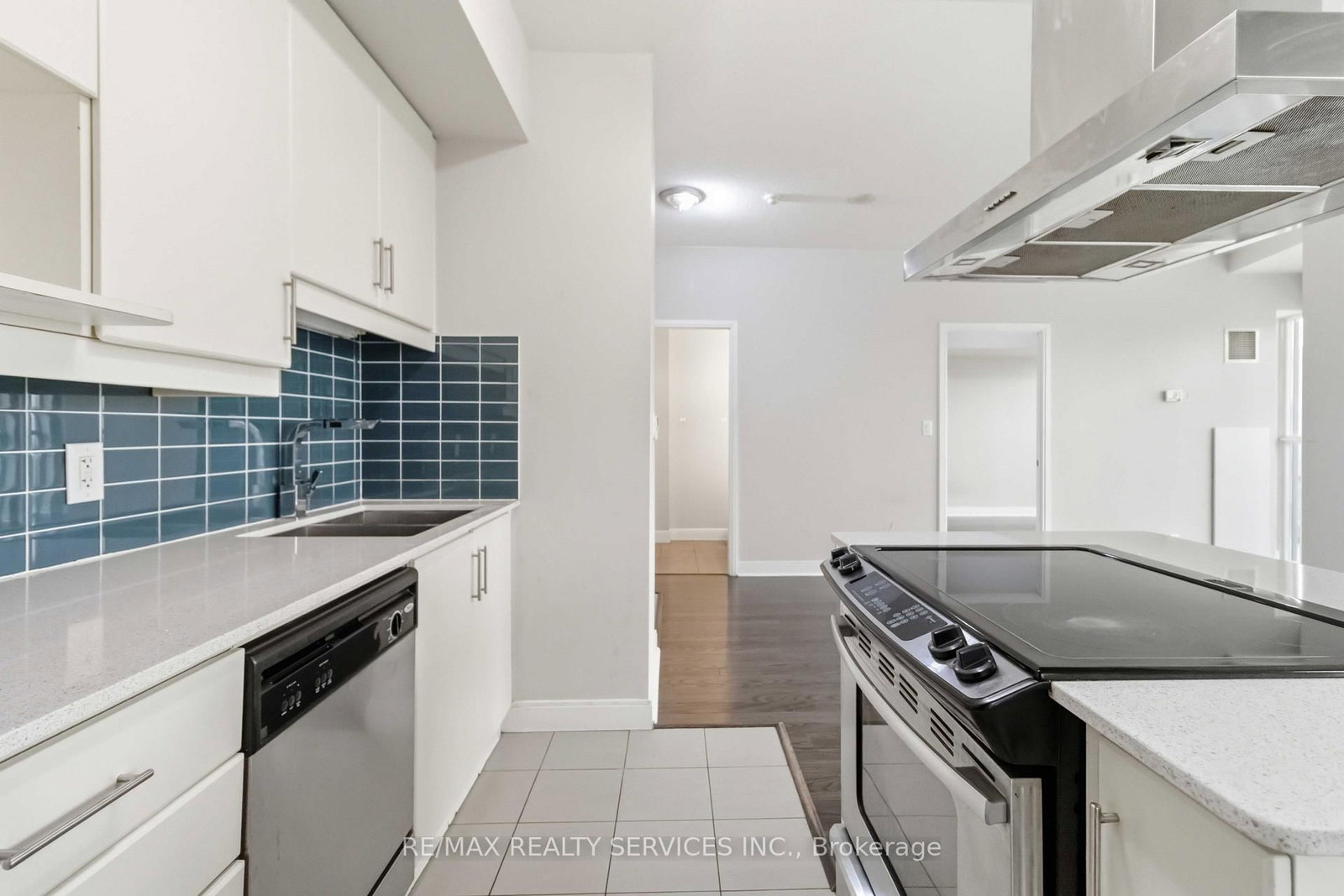 60 Absolute Avenue • #1405 • Mississauga, ON photo 13