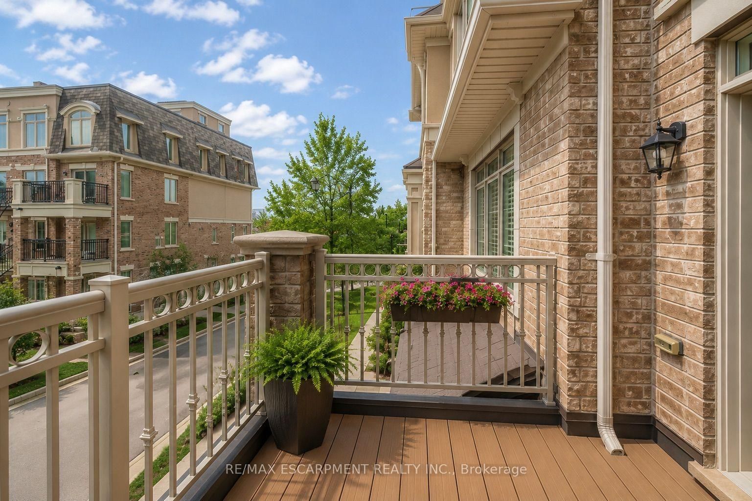 2435 Greenwich Drive • #74 • Oakville, ON photo 18