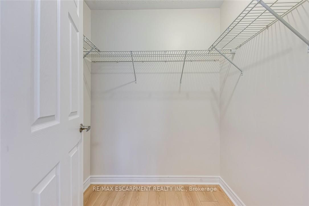 2435 Greenwich Drive • #74 • Oakville, ON photo 25