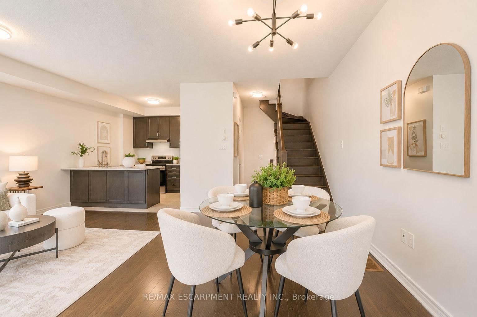 2435 Greenwich Drive • #74 • Oakville, ON photo 8