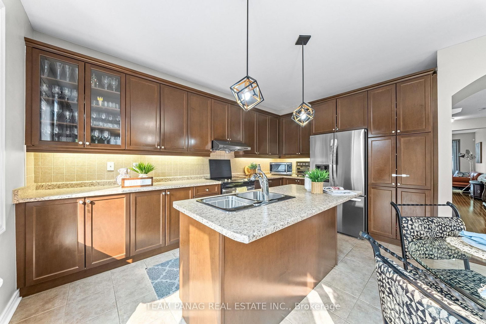 32 Impulse Circle • Brampton, ON photo 23