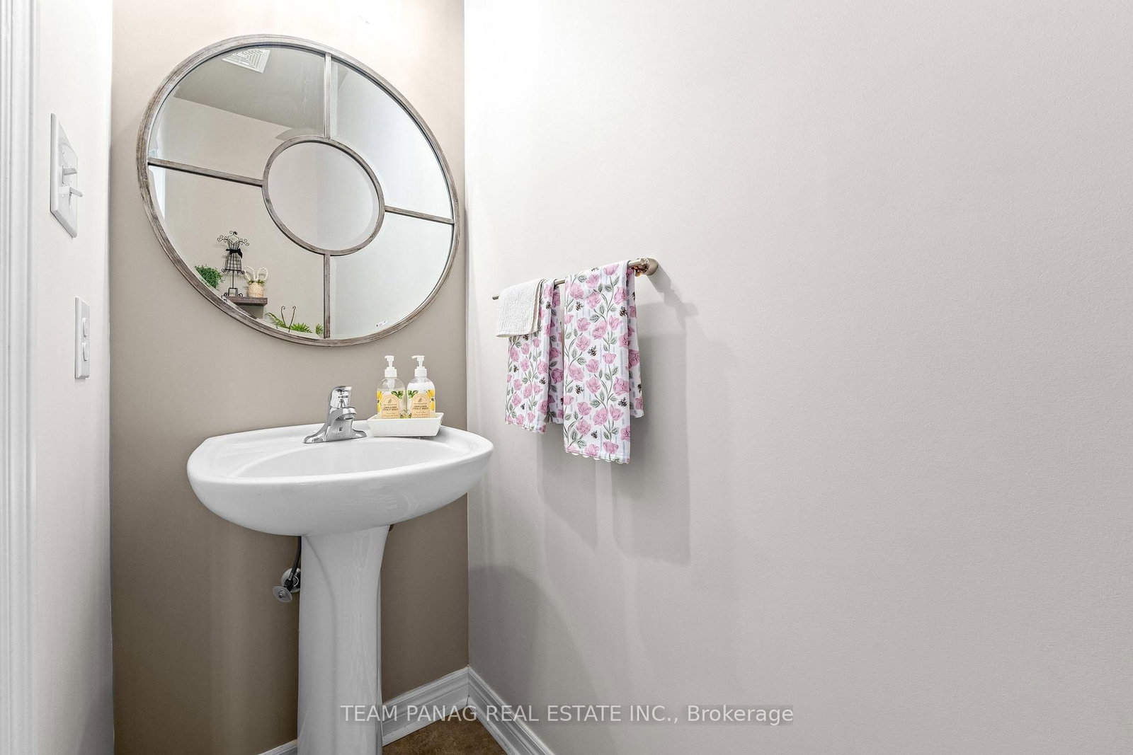 32 Impulse Circle • Brampton, ON photo 25