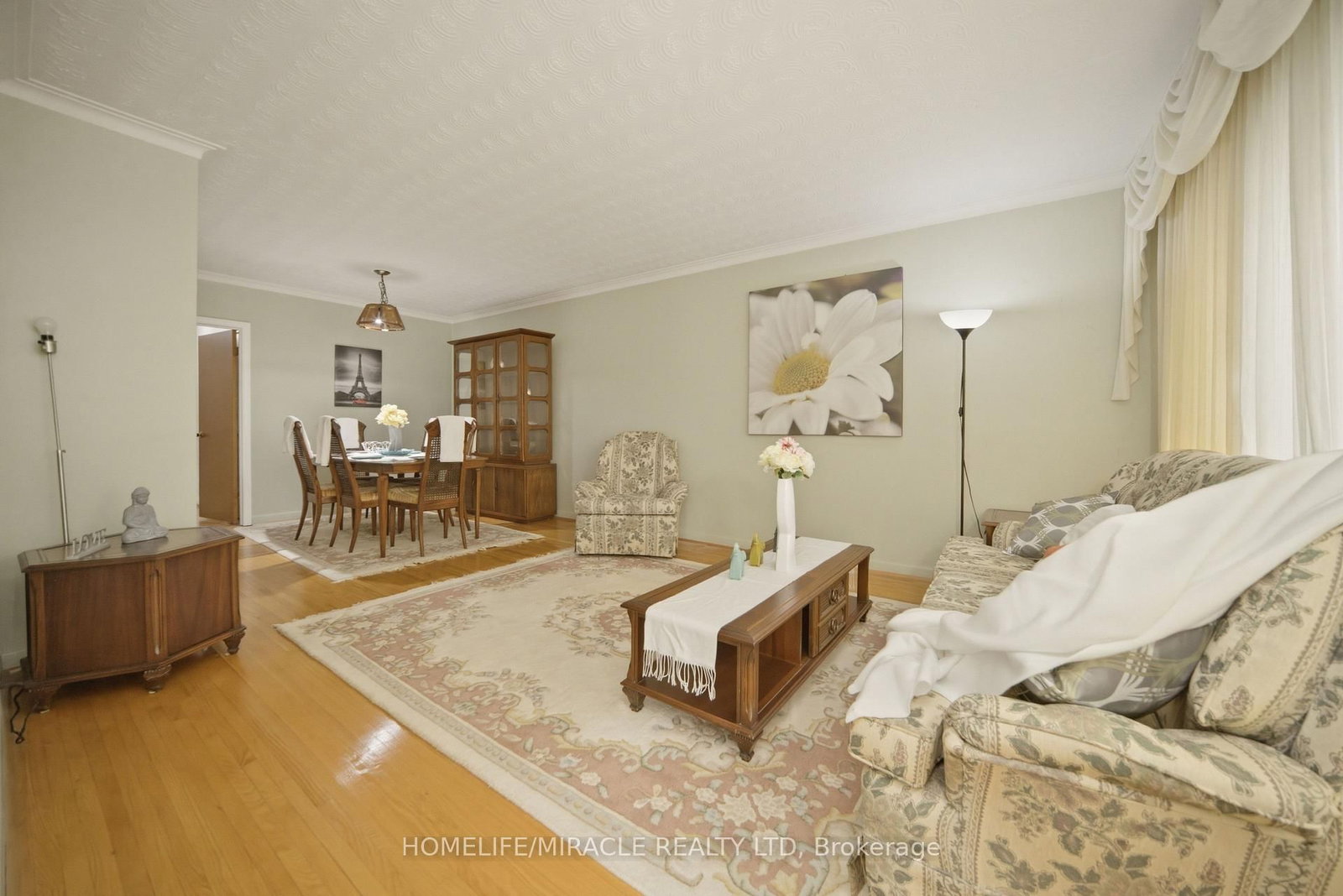 7089 Landen Court • Mississauga, ON photo 4