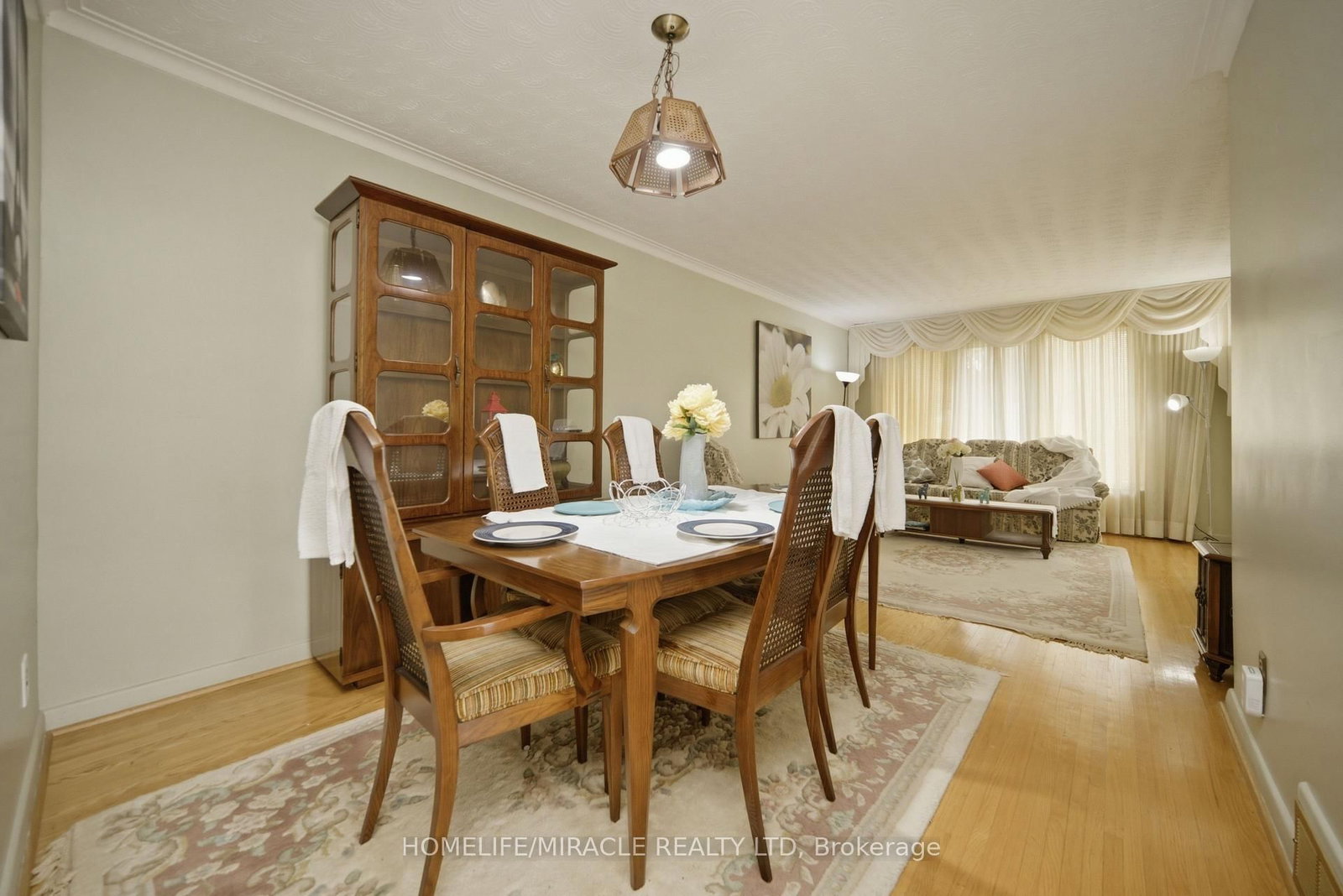 7089 Landen Court • Mississauga, ON photo 8