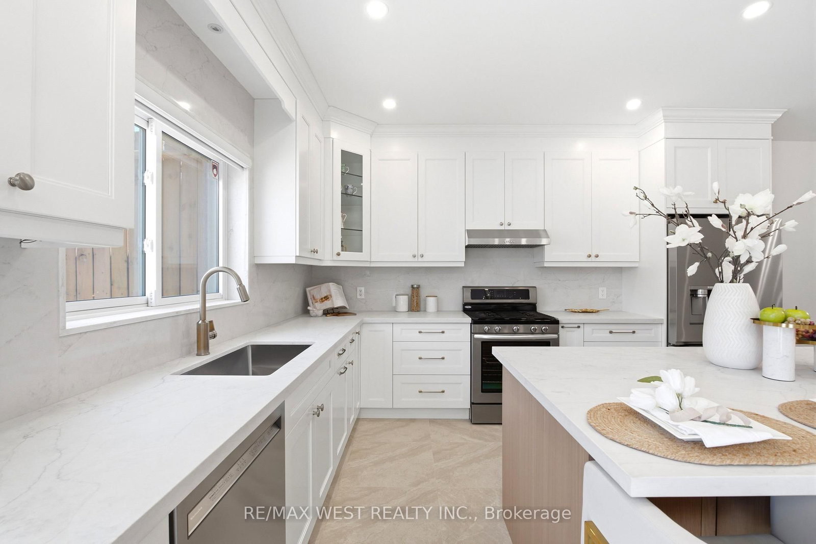 3163 Rolling Stone Court • Mississauga, ON photo 11