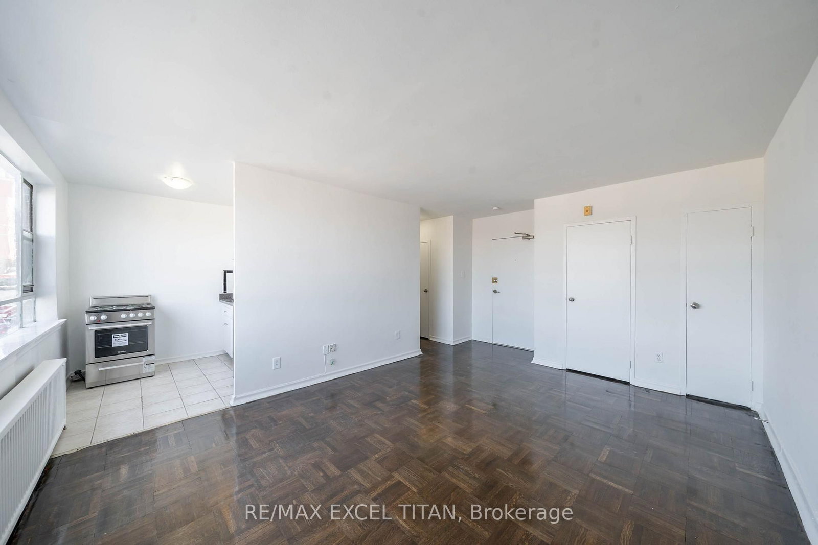 304-2507 Eglinton Avenue, Toronto, ON, photo 4