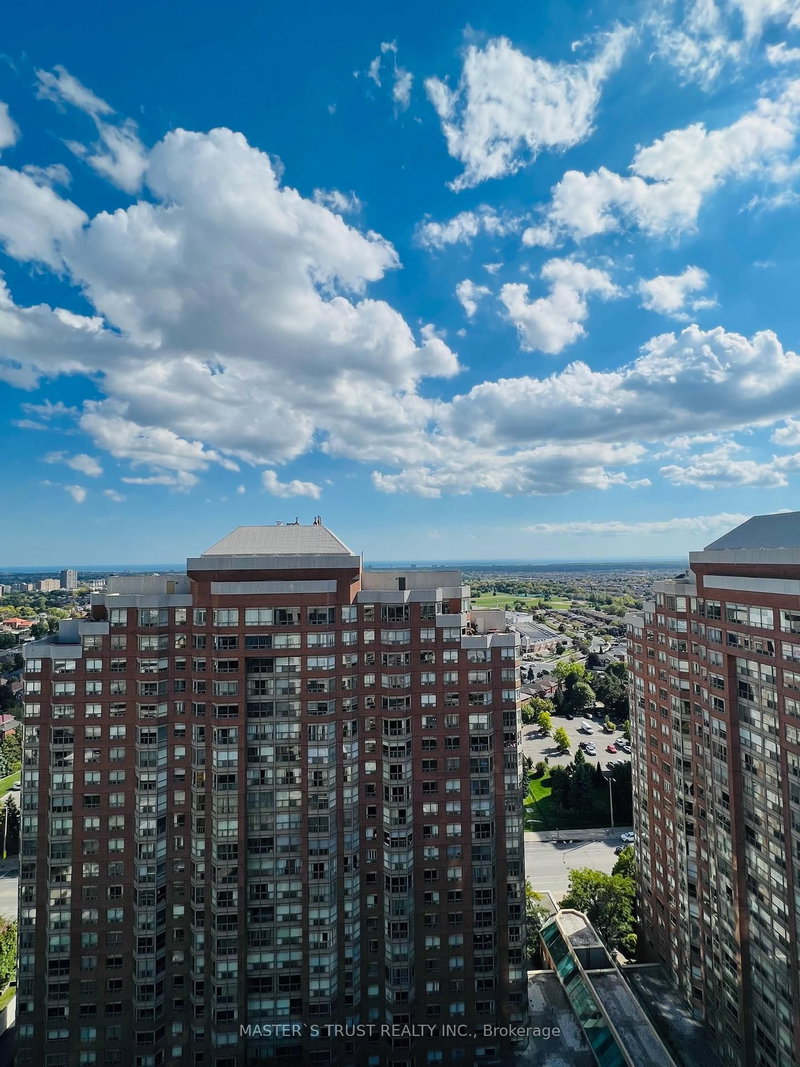 home for lease on 2512-310 Burnhamthorpe Road W