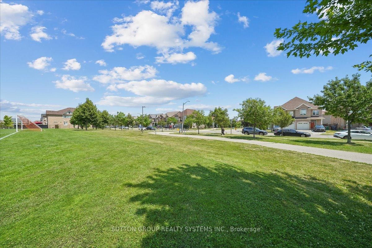 3348 Sunlight Mississauga,ON L5M 0G8 — Photo 44