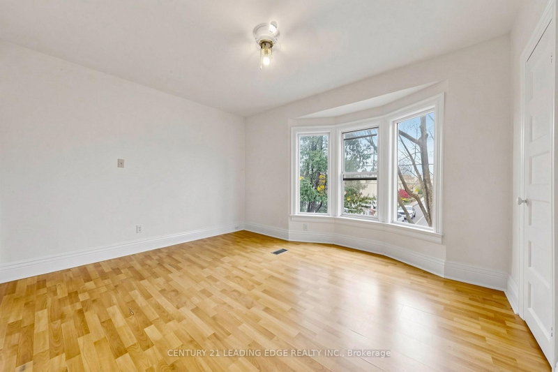 1132 DUFFERIN Street