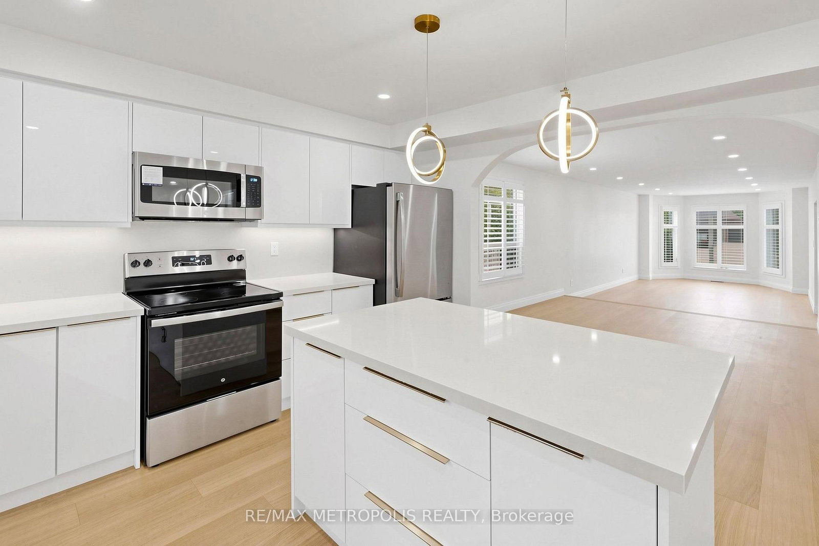 368 W River Oaks Boulevard • Oakville, ON photo 8