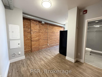 Unit 310 — 2870 Dundas Street W — photo 3
