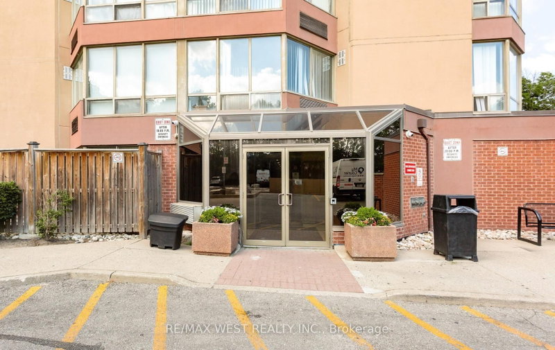 1410 - 25 Fairview Road W