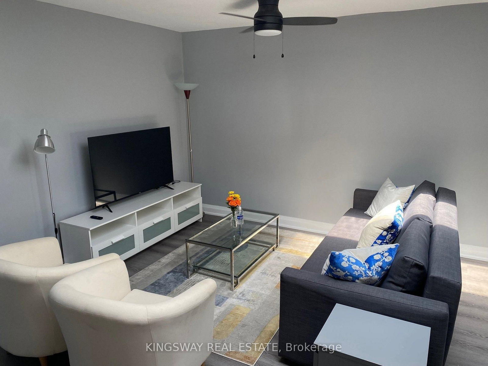 1-769 The Queensway, Toronto, ON, photo 2