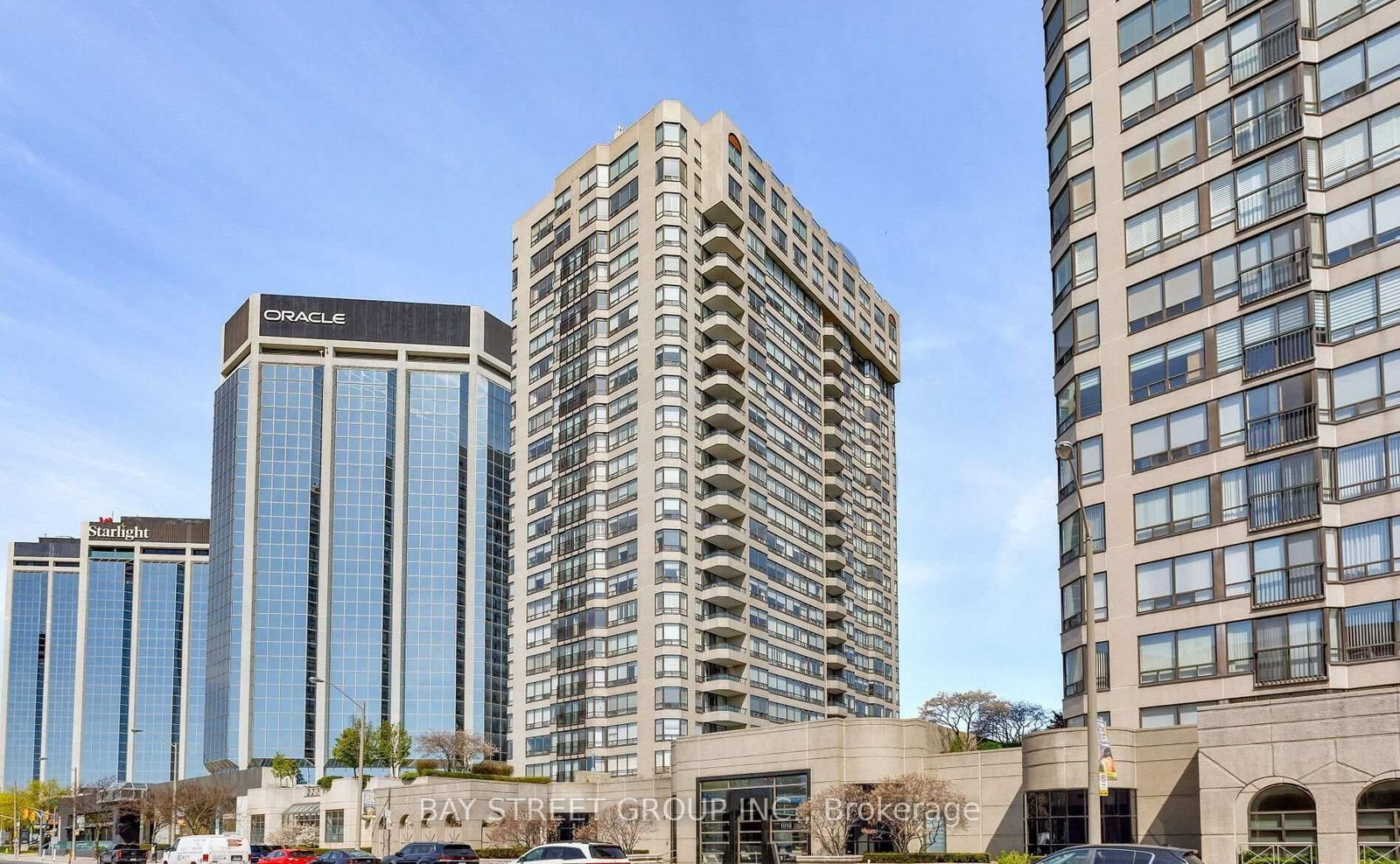 2011-1 Aberfoyle Crescent, Toronto, ON