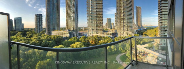 1006 - 15 Legion Road