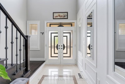 3 Lisson Crescent • Brampton, ON photo 3
