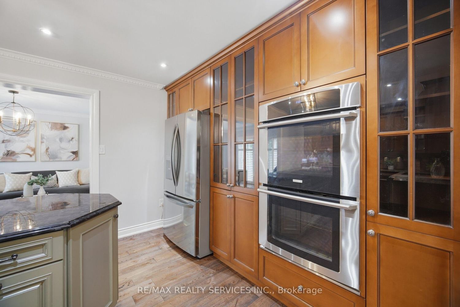35 Glenmanor Drive • Brampton, ON photo 14