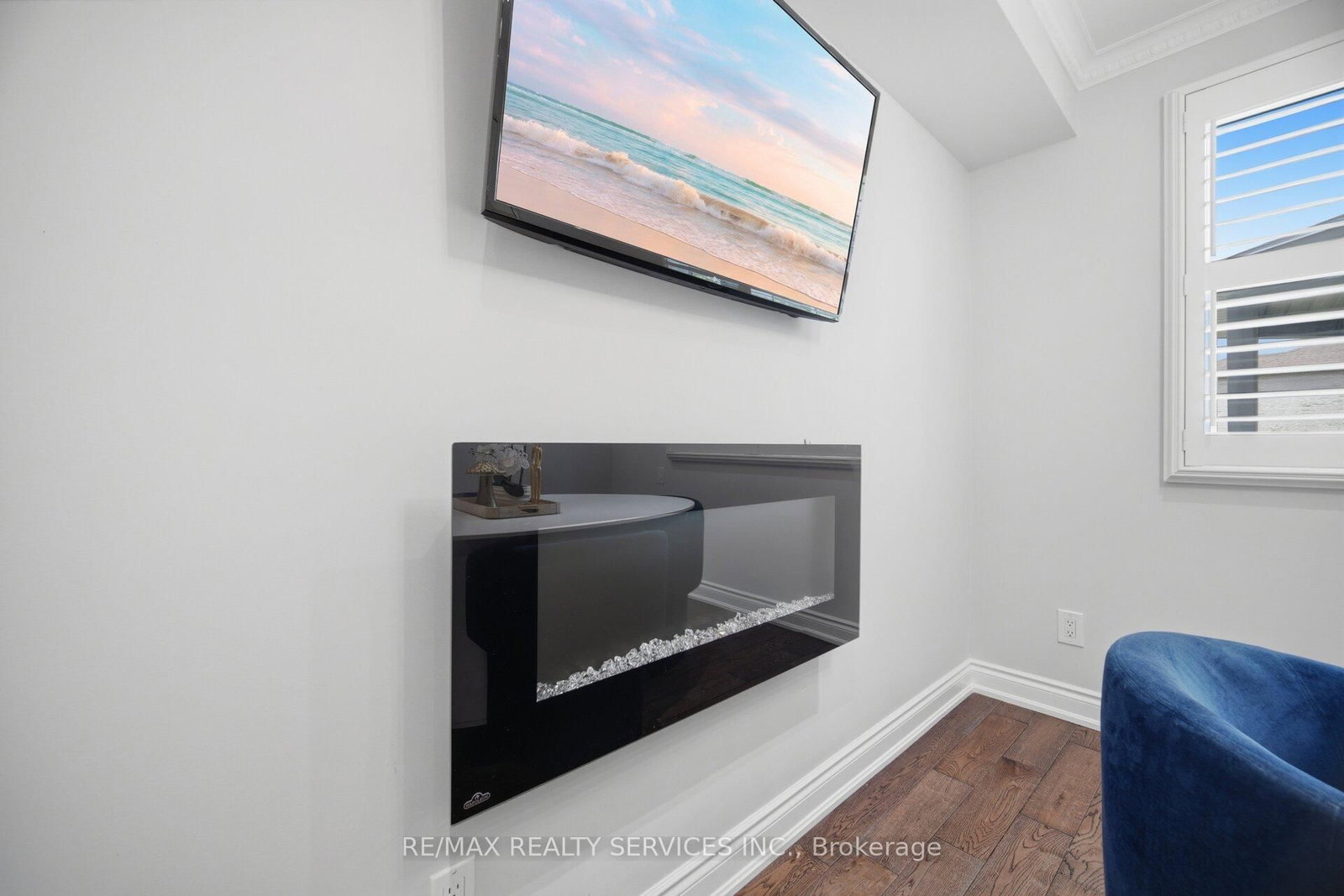 35 Glenmanor Drive • Brampton, ON photo 9