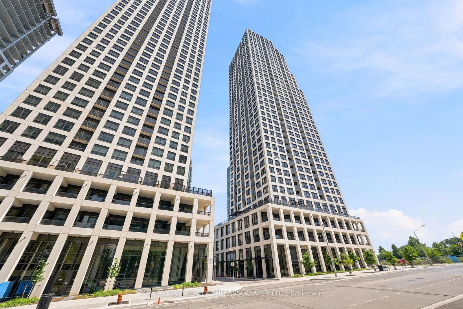 36 W ELM Drive • #2105 • Mississauga, ON photo 1