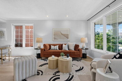2293 Oakhaven Drive • Oakville, ON photo 6
