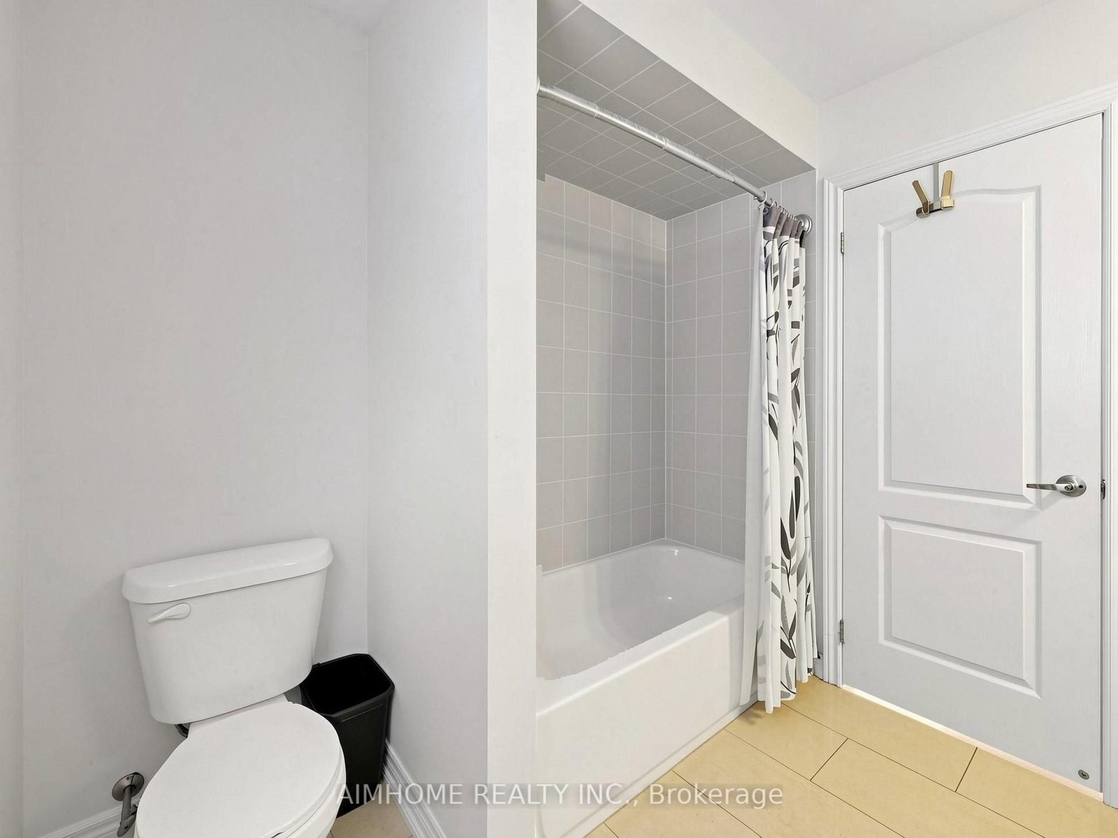 2449 Kwinter Road • Oakville, ON photo 39