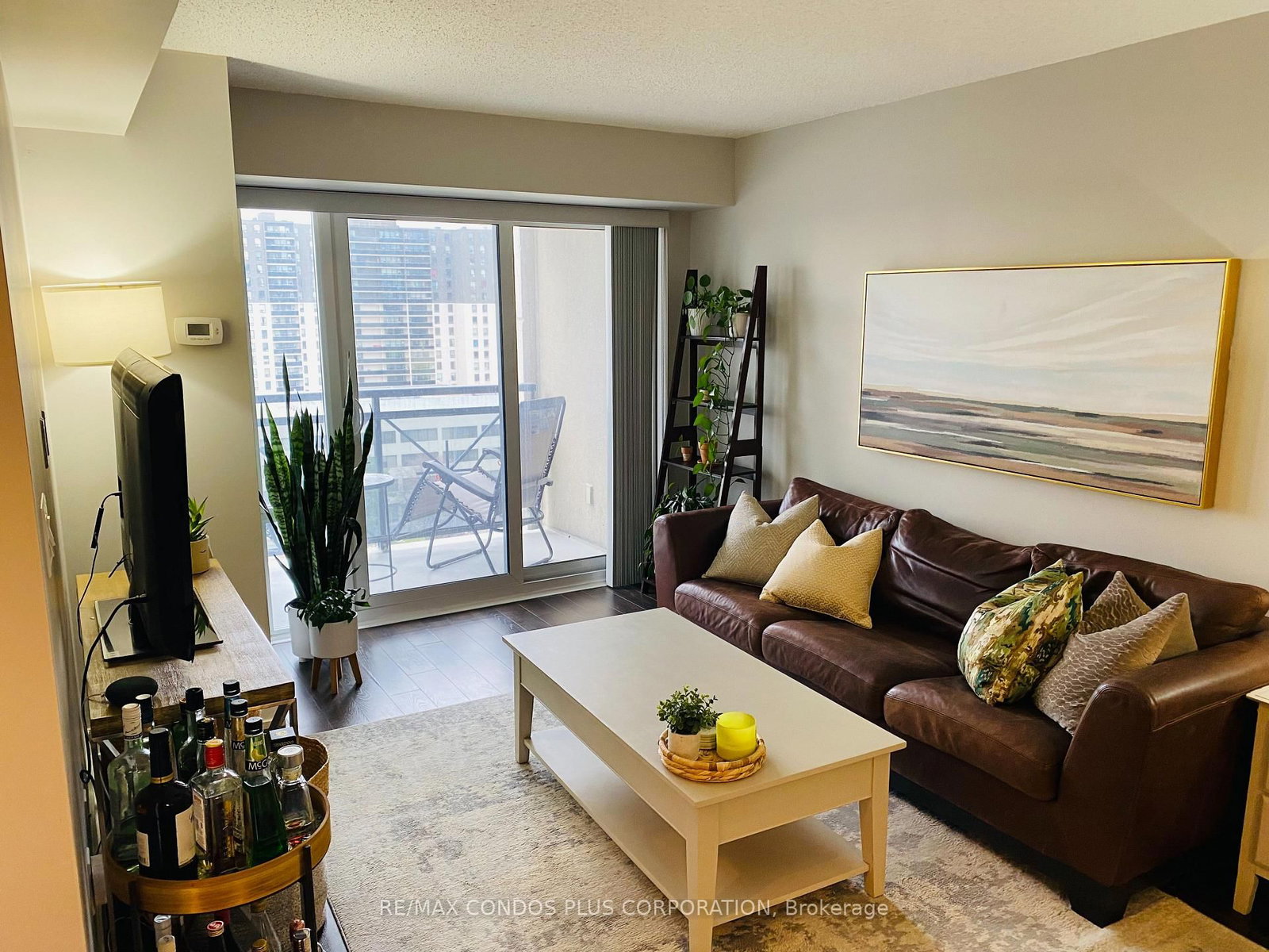 2 Eva Road • #927 • Toronto, ON photo 2
