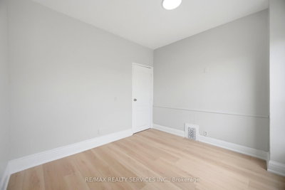 1147 Dufferin Street • Toronto, ON