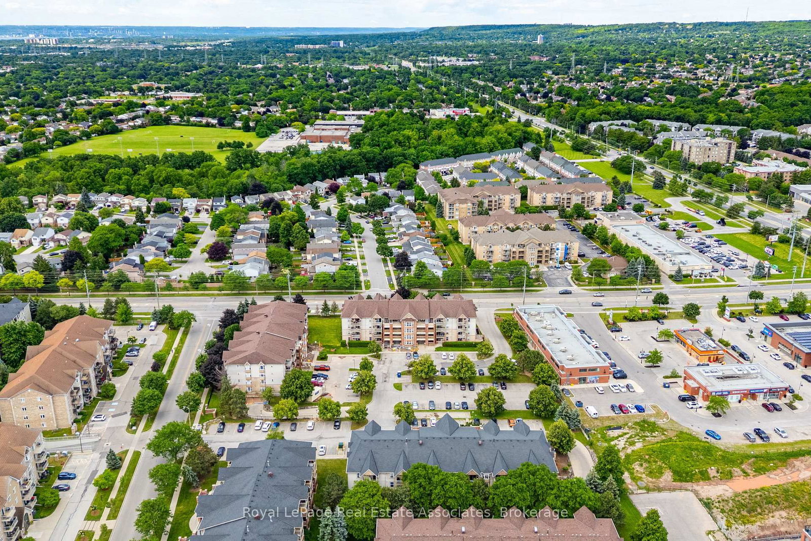 4003 Kilmer Drive • #311 • Burlington, ON photo 40