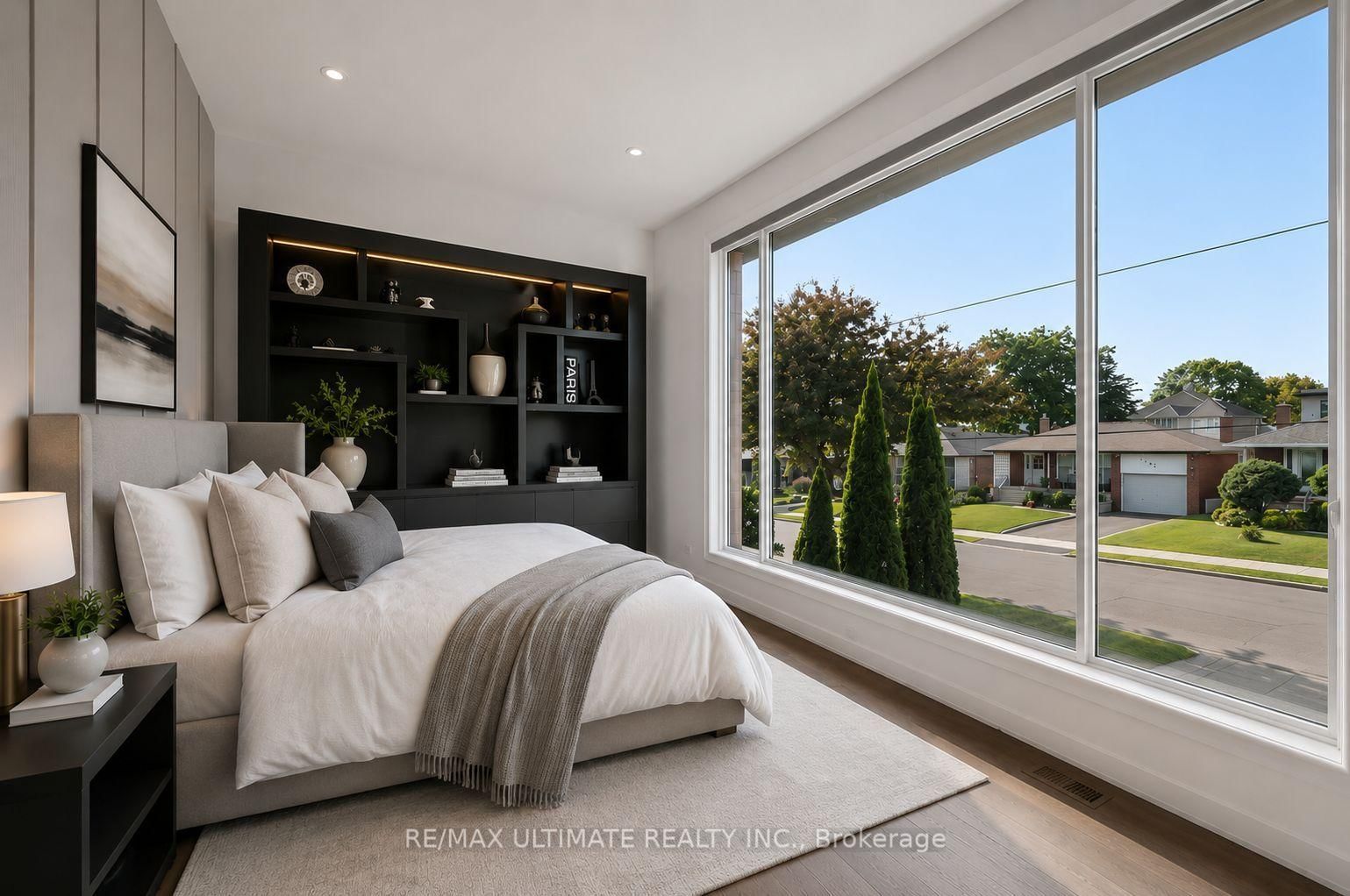 1139 W Glengrove Avenue • Toronto, ON photo 16