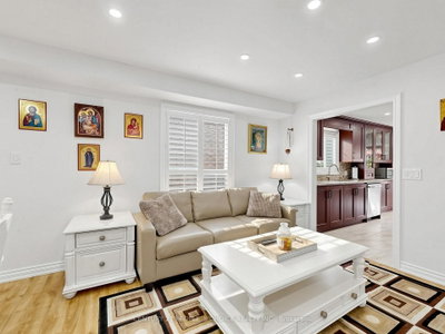5812 Sidmouth Street • Mississauga, ON photo 5