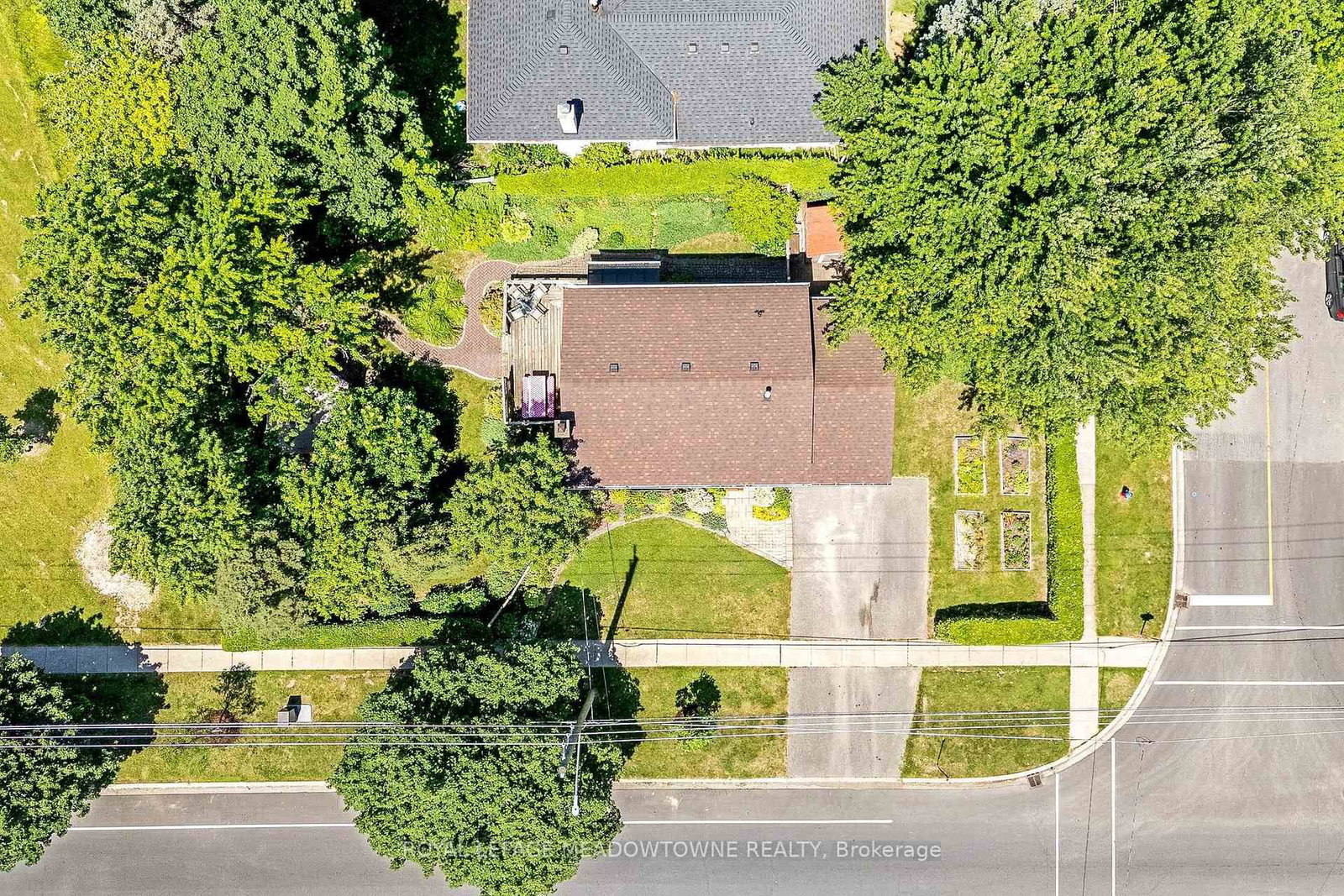 377 Delrex Boulevard • Halton Hills, ON photo 39